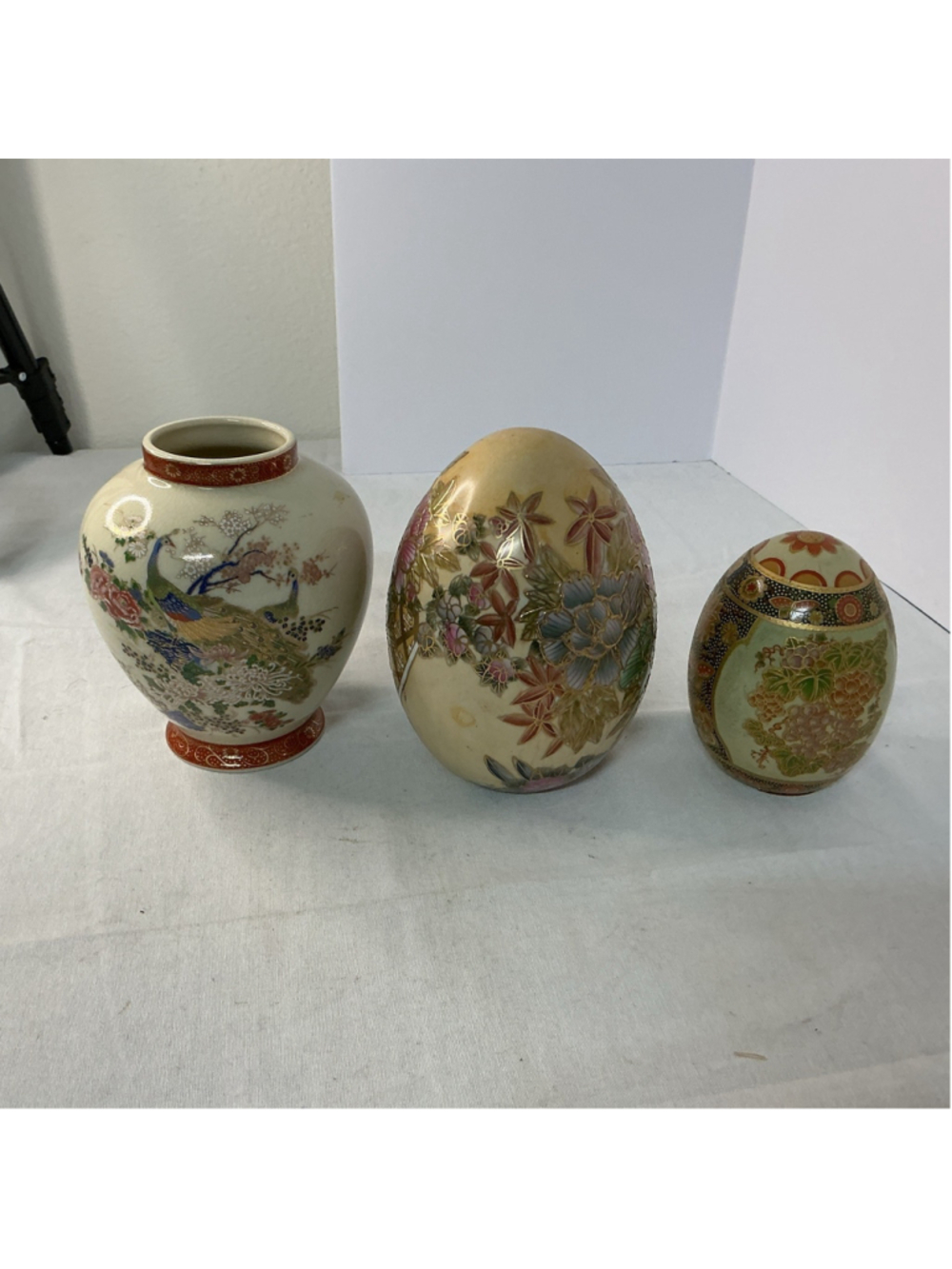 Vintage Japanese Hand- Painted Declarative Ceramic Eggs , Lot Of 3.